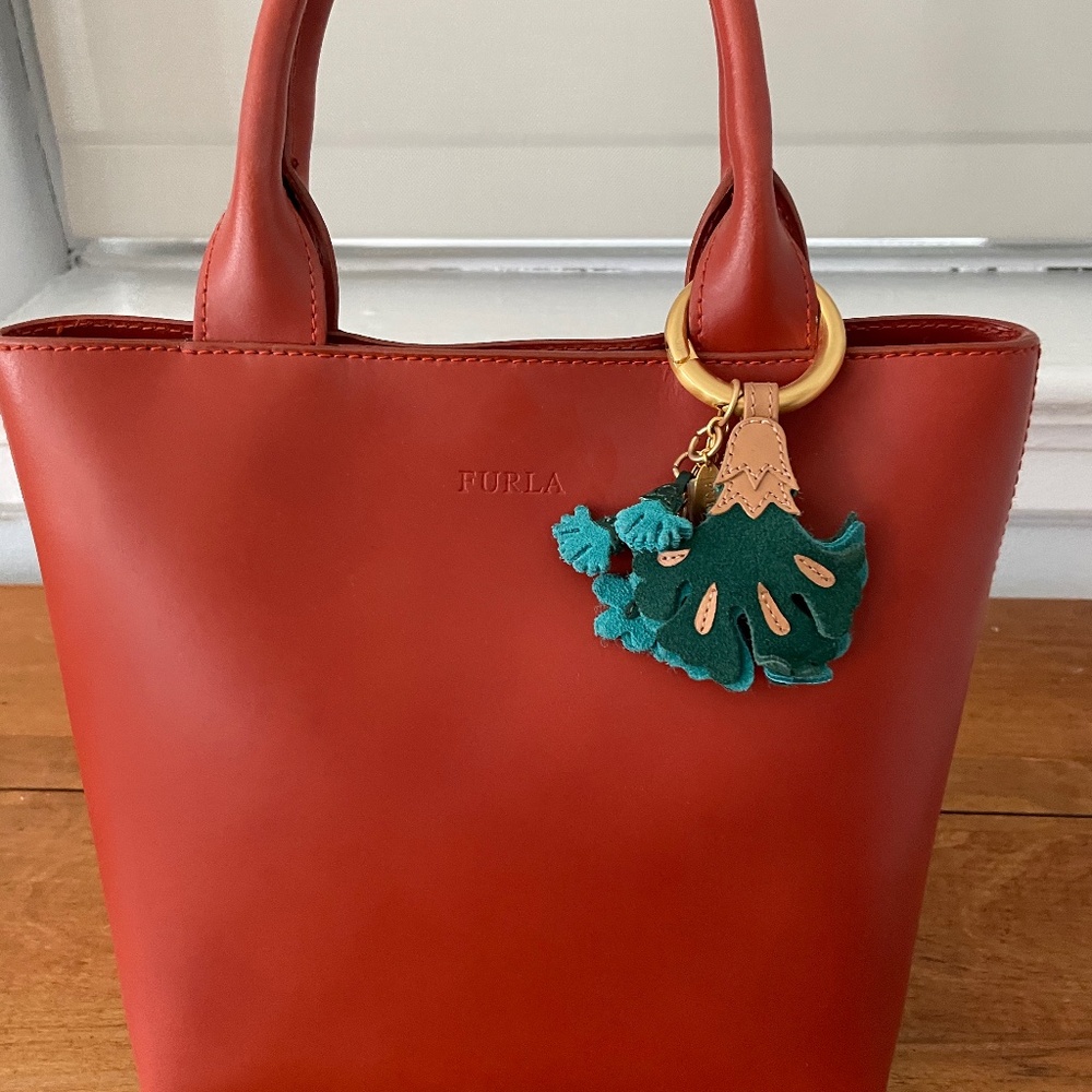 Handbag